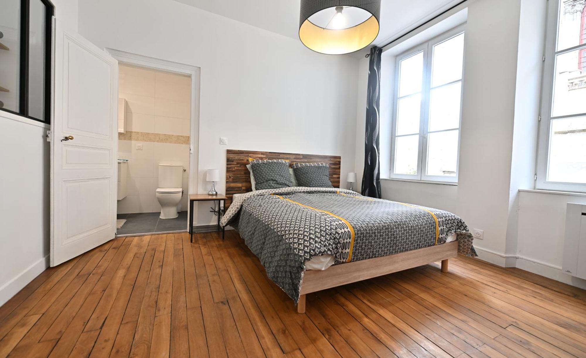 3 Appartements Premium Au Pied De La Cathedrale - Hypercentre Sens Kamer foto